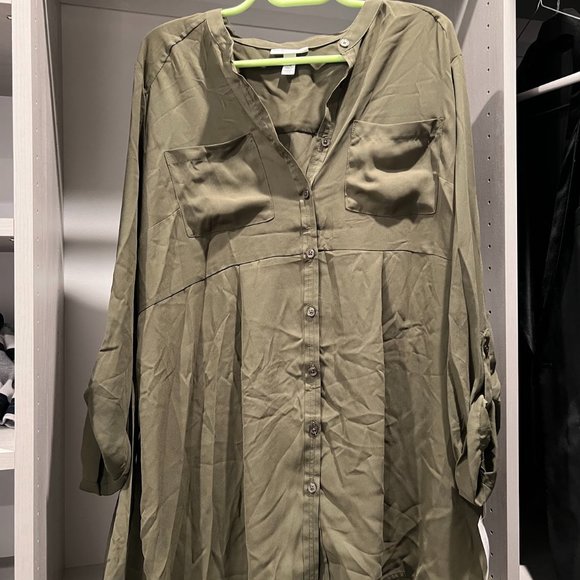 Liz Lange Maternity Button-down Tunic - Picture 1 of 3